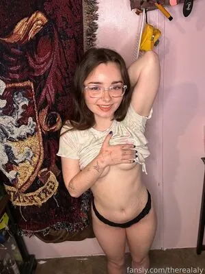 Therealaly OnlyFans Leaked Free Thumbnail Picture - #mViAh9Mtva