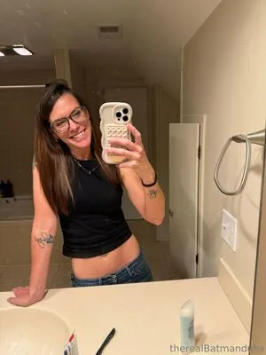 Therealbatmanduhx OnlyFans Leaked Free Thumbnail Picture - #OJAk2su2Hw