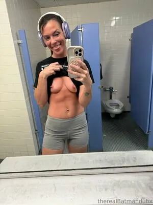 Therealbatmanduhx OnlyFans Leaked Free Thumbnail Picture - #WOyPTUDhzy