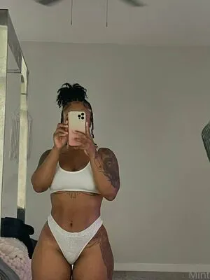 Therealbombshell Mint OnlyFans Leaked Free Thumbnail Picture - #G24V24bquh