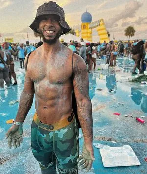 Therealgeesuavee OnlyFans Leaked Free Thumbnail Picture - #S2be1a8G5B