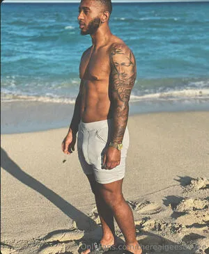 Therealgeesuavee OnlyFans Leaked Free Thumbnail Picture - #TPzK01rChs