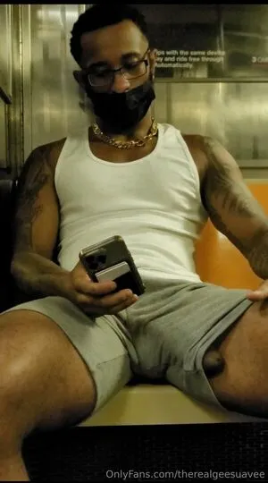 Therealgeesuavee OnlyFans Leaked Free Thumbnail Picture - #uneOibRTjd