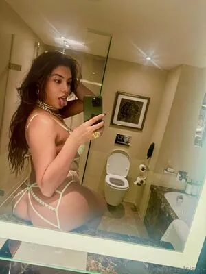 Therealgoddessisis OnlyFans Leaked Free Thumbnail Picture - #4MNu41HU6H