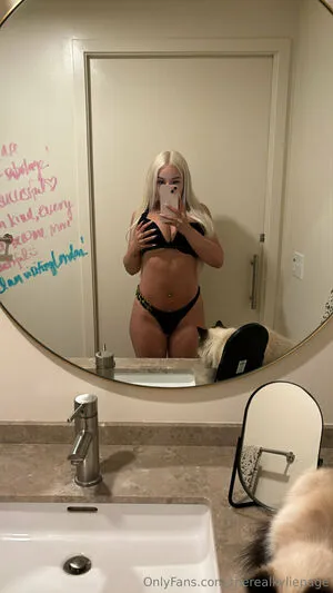Therealkyliepage OnlyFans Leaked Free Thumbnail Picture - #H7zNFZNvCn