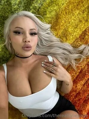 Therealkyliepage OnlyFans Leaked Free Thumbnail Picture - #NHSQtP5QHk
