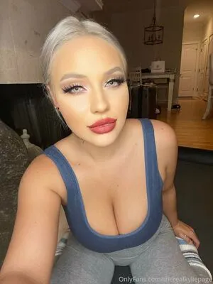 Therealkyliepage OnlyFans Leaked Free Thumbnail Picture - #RSCr4VYKYq