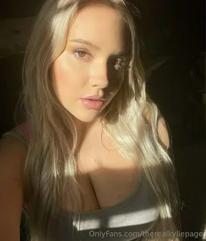 Therealkyliepage OnlyFans Leaked Free Thumbnail Picture - #WNCSugkIw5