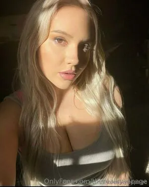Therealkyliepage OnlyFans Leaked Free Thumbnail Picture - #YtiaH48SFi