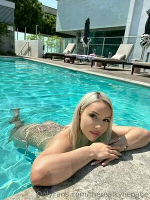 Therealkyliepage OnlyFans Leaked Free Thumbnail Picture - #fOk39Fbjzu