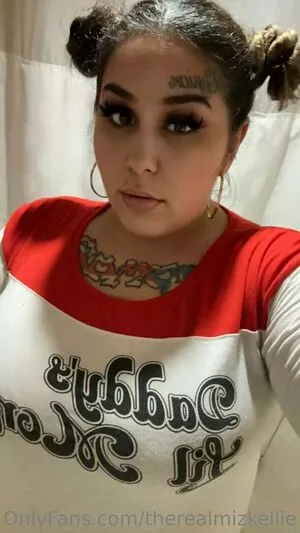 Therealmizkellie OnlyFans Leaked Free Thumbnail Picture - #rDE0OXN5kE