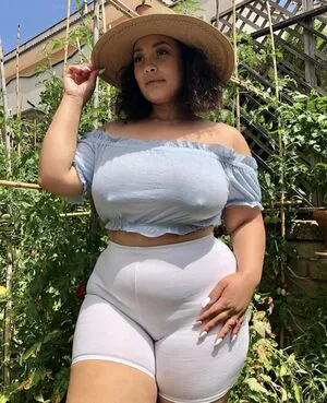 Therealnatalie OnlyFans Leaked Free Thumbnail Picture - #0IpiR7UHKK