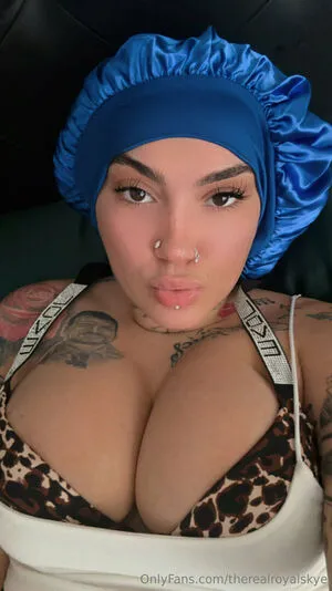 Therealroyalskye OnlyFans Leaked Free Thumbnail Picture - #7IA6rqctZ4