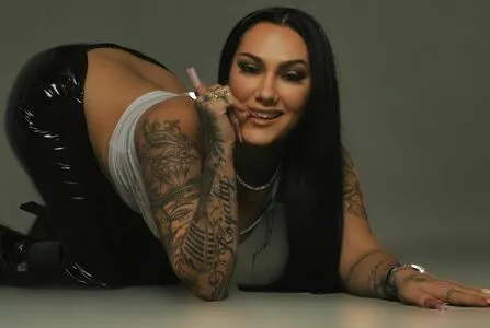 Therealroyalskye OnlyFans Leaked Free Thumbnail Picture - #7zzICU3DQT
