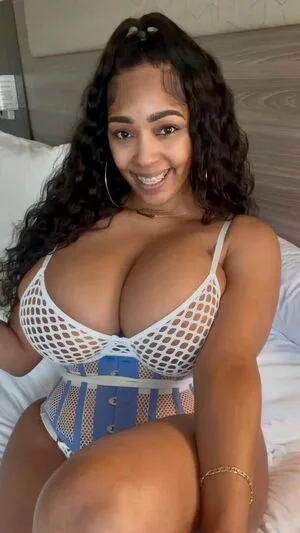 Therealshimarie OnlyFans Leaked Free Thumbnail Picture - #wFOW79sMMS