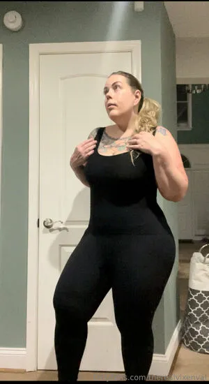 Therealvixenval OnlyFans Leaked Free Thumbnail Picture - #8IMsDh2EGD