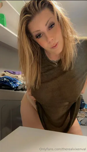 Therealvixenval OnlyFans Leaked Free Thumbnail Picture - #J3vCrgCffy