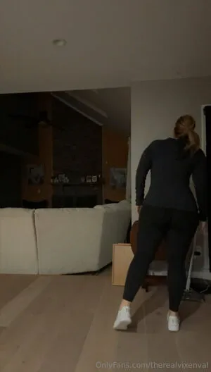 Therealvixenval OnlyFans Leaked Free Thumbnail Picture - #QDl78qalsN