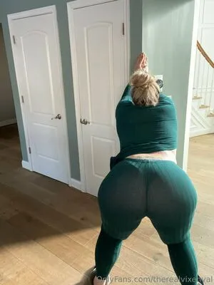 Therealvixenval OnlyFans Leaked Free Thumbnail Picture - #txkBRams11
