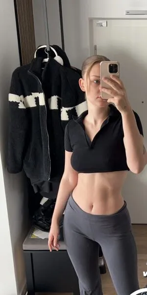 Theresakirchner OnlyFans Leaked Free Thumbnail Picture - #IgnFVret17