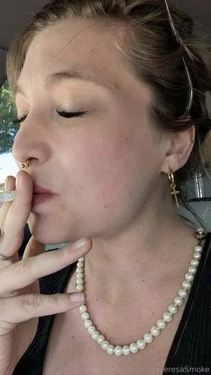 Theresasmoke OnlyFans Leaked Free Thumbnail Picture - #SMnaHXCHIC