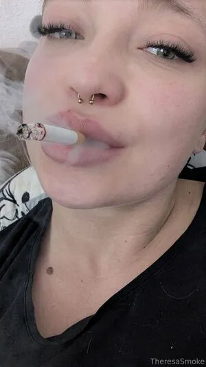 Theresasmoke OnlyFans Leaked Free Thumbnail Picture - #SlRquBB1ex