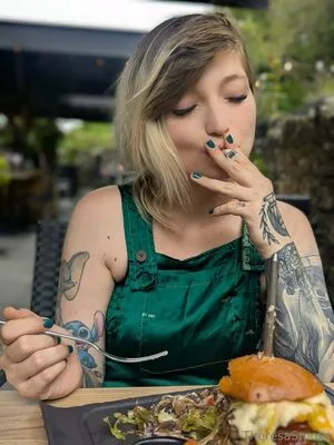 Theresasmoke OnlyFans Leaked Free Thumbnail Picture - #WIT0Gt2Wou