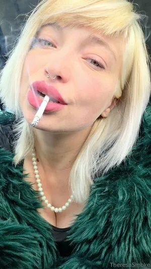 Theresasmoke OnlyFans Leaked Free Thumbnail Picture - #kmtKAl2GWn