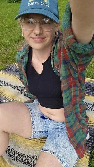 Therivergray OnlyFans Leaked Free Thumbnail Picture - #ooxH40VH62