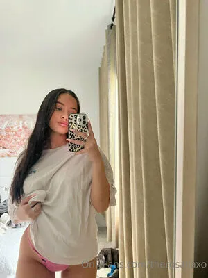 Therosaliaxo OnlyFans Leaked Free Thumbnail Picture - #5tlixTZ1LB