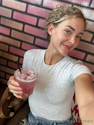 Thesaraames OnlyFans Leaked Free Thumbnail Picture - #10trajL4vy