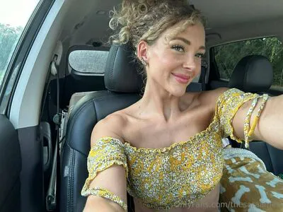 Thesaraames OnlyFans Leaked Free Thumbnail Picture - #RRQPIuWAv3