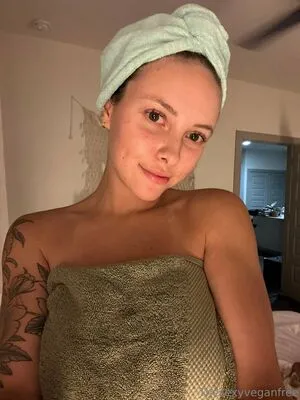 Thesexyveganfree OnlyFans Leaked Free Thumbnail Picture - #G55ORftUSg