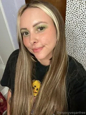 Thesexyveganfree OnlyFans Leaked Free Thumbnail Picture - #ZWWBgfs1y9