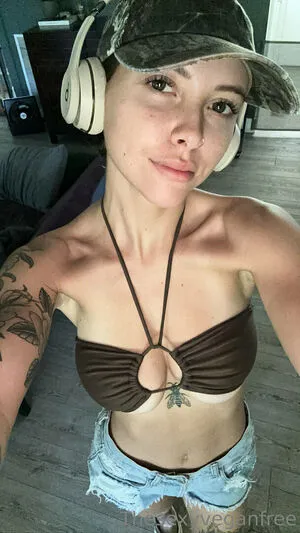 Thesexyveganfree OnlyFans Leaked Free Thumbnail Picture - #Zj3Wgq1sAi