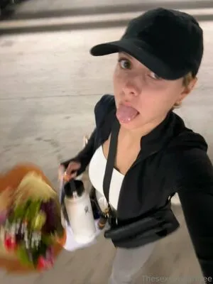 Thesexyveganfree OnlyFans Leaked Free Thumbnail Picture - #c82AC24xeY