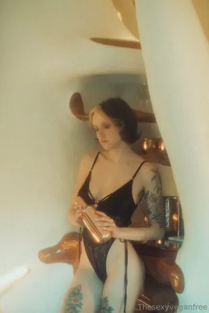 Thesexyveganfree OnlyFans Leaked Free Thumbnail Picture - #pelzSfdl37