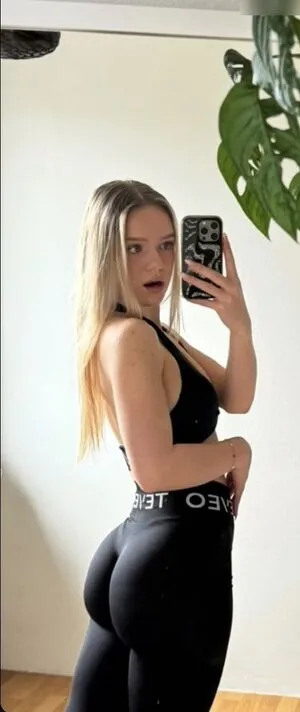 Thesi Sophie OnlyFans Leaked Free Thumbnail Picture - #L06h6IgzOp