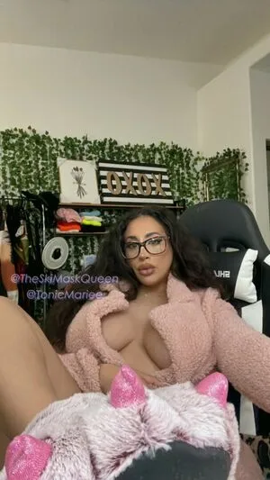 Theskimaskqueen OnlyFans Leaked Free Thumbnail Picture - #myEY2yFIpZ