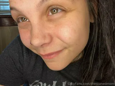 Thestonedmom OnlyFans Leaked Free Thumbnail Picture - #aFEW9Pb6XW