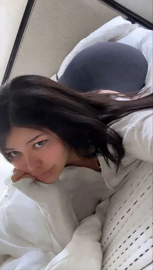 Thevaleriecisneros OnlyFans Leaked Free Thumbnail Picture - #cjFdVOtEDA