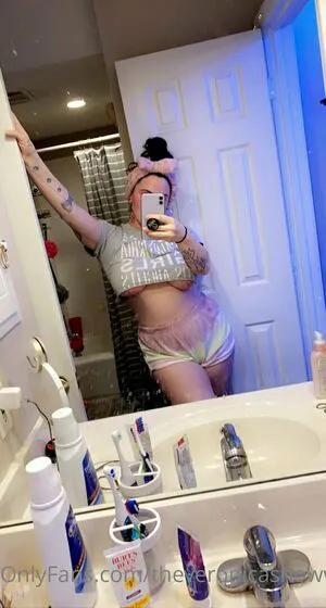 Theveronicashoww OnlyFans Leaked Free Thumbnail Picture - #IsrEbj54Lg
