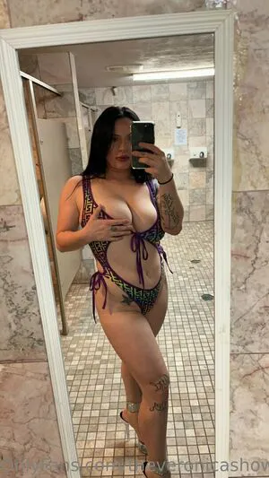 Theveronicashoww OnlyFans Leaked Free Thumbnail Picture - #lx75ESp8BE