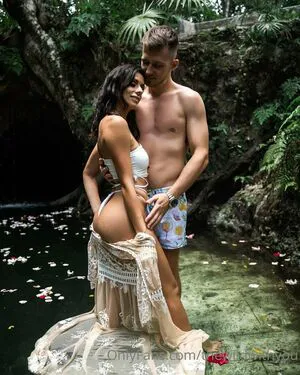 Thewildwithyou OnlyFans Leaked Free Thumbnail Picture - #V2HXKxMuC5