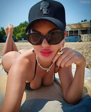 Thibisova2 OnlyFans Leaked Free Thumbnail Picture - #qv4zYSKY2q