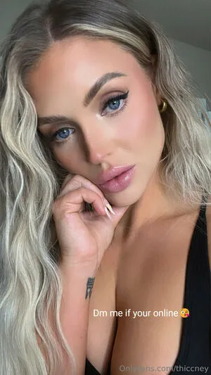Thiccney OnlyFans Leaked Free Thumbnail Picture - #MwAozxJjgn