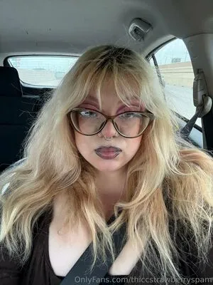 Thiccstrawberryspam OnlyFans Leaked Free Thumbnail Picture - #aszTcVbCFU