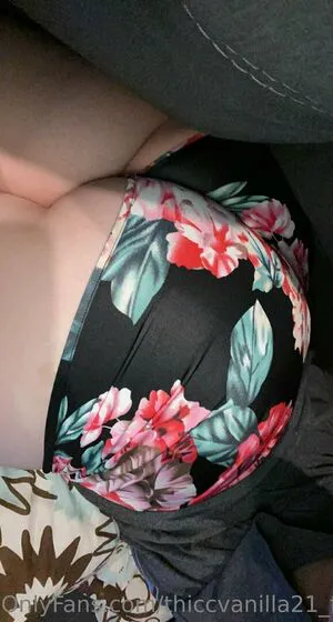 Thiccvanilla21 Free OnlyFans Leaked Free Thumbnail Picture - #92FUquKHqa