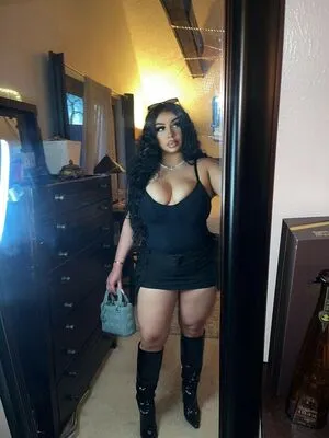 Thick Baddie Oxashhley OnlyFans Leaked Free Thumbnail Picture - #K4XEo7E8KT