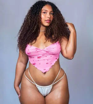 Thick Baddie OnlyFans Leaked Free Thumbnail Picture - #twl6rlRXoL